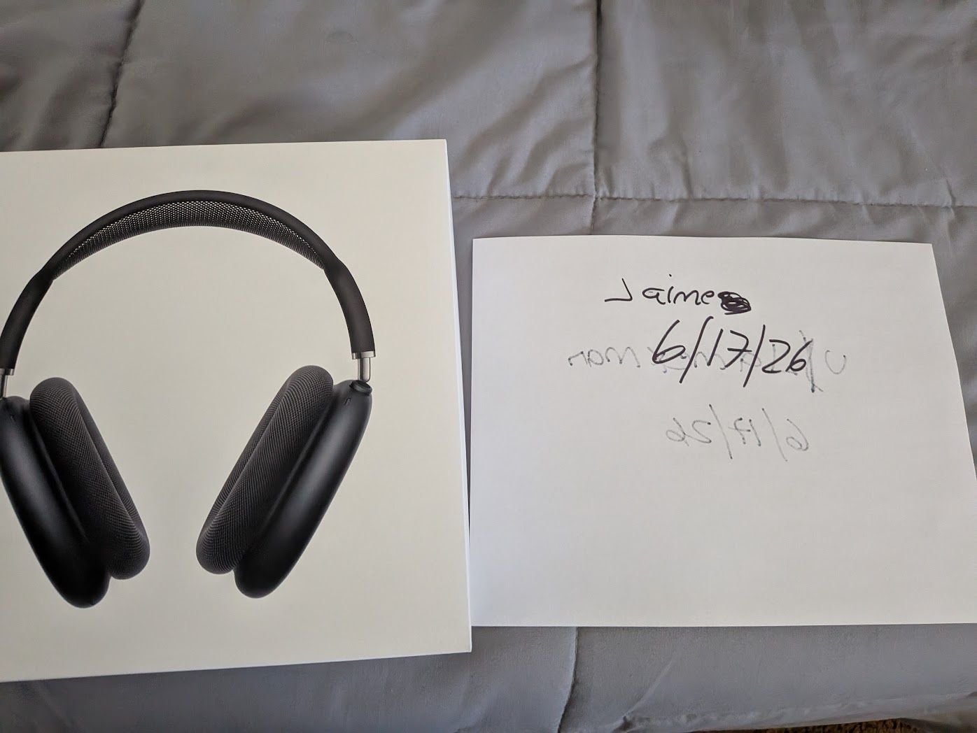 Brand new sealed Airpods 2 Max - Midnight