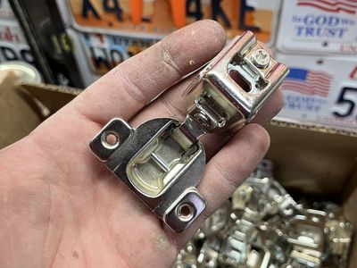 1 9/16 Blum cabinet hinges 60 count
