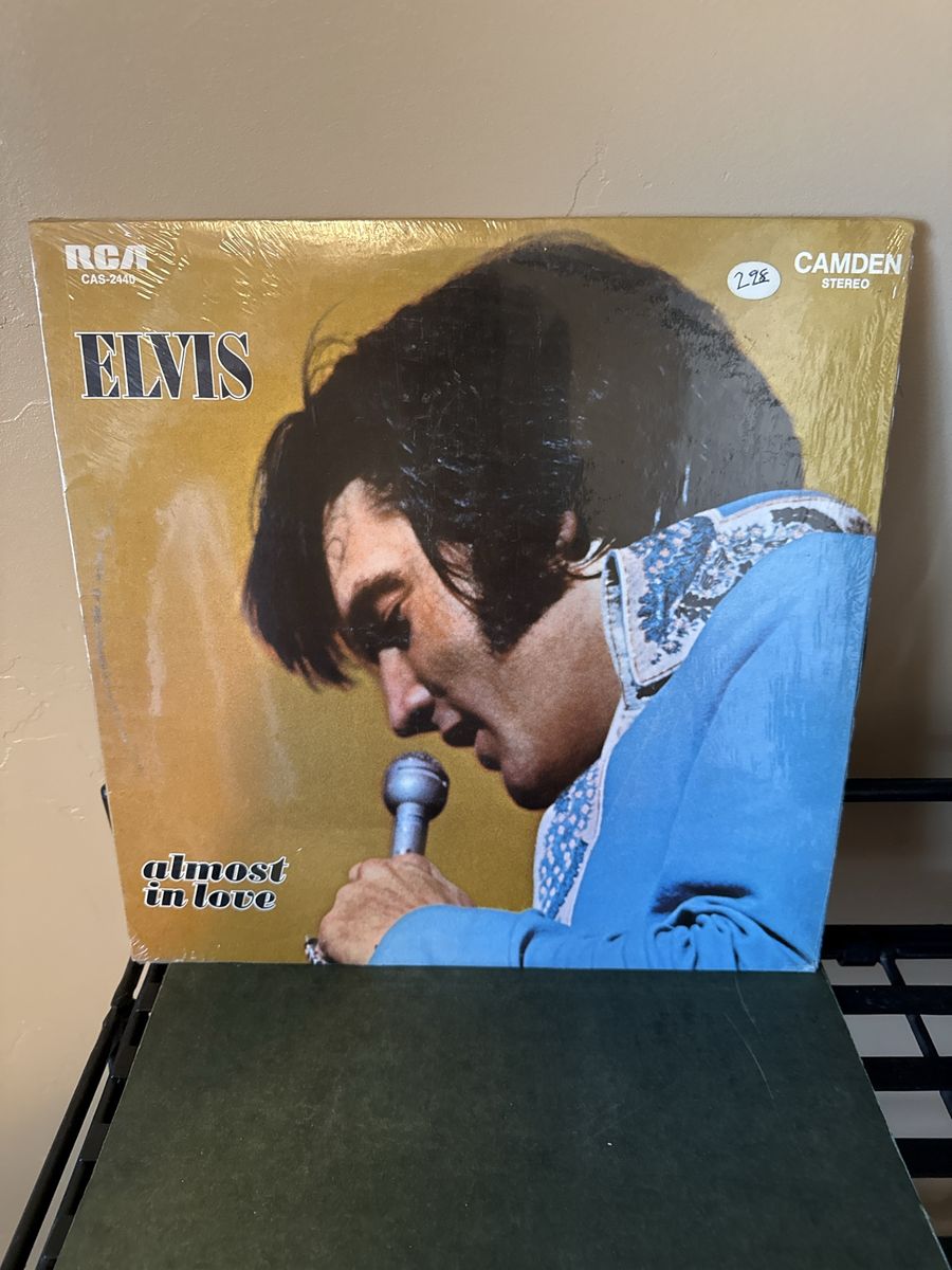 Elvis Presley - Almost In Love Vinyl LP RCA Camden CAS-2440