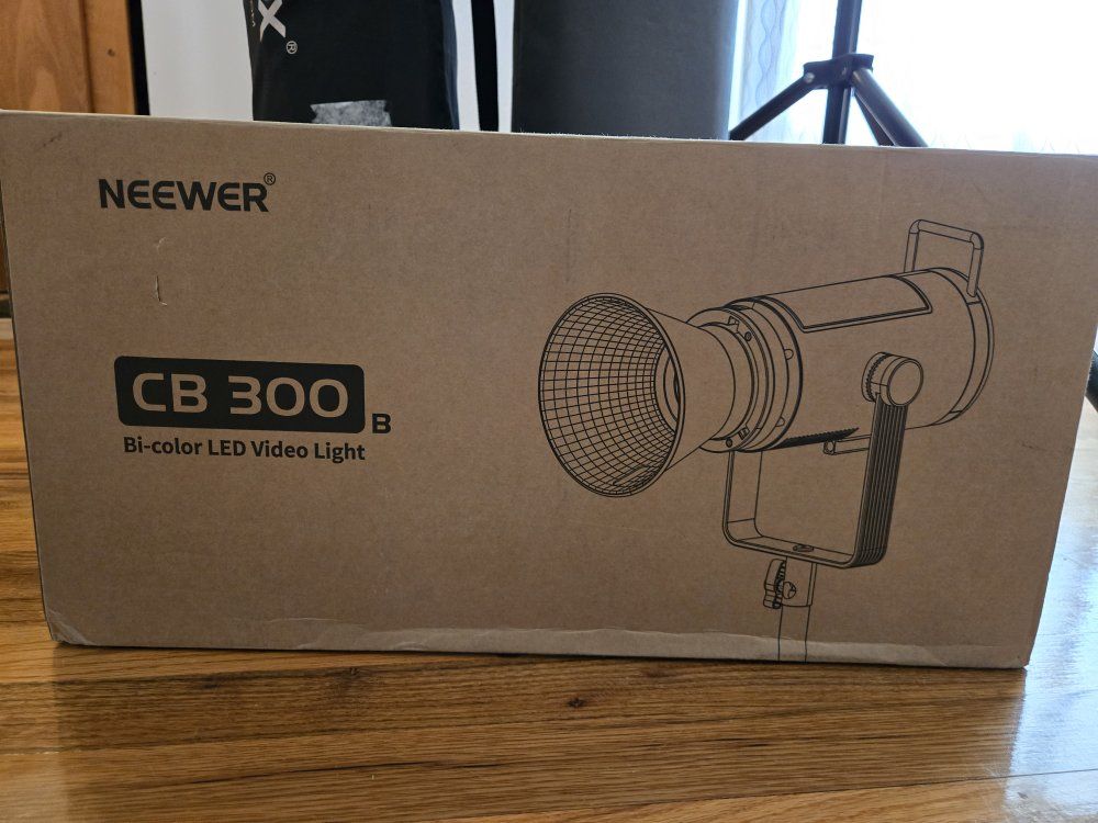 Neewer CB300 Continuous LED Studio Light Kit + Modifiers & Stand