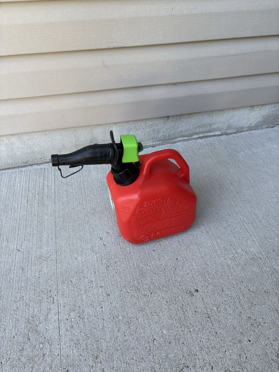 1 Gallon Gas Can