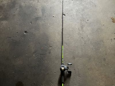 New Bass Pro Shop Bait Caster Rod & Reel