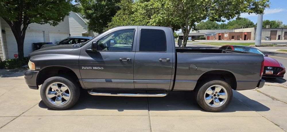 2004 Dodge Ram 1500 SLT