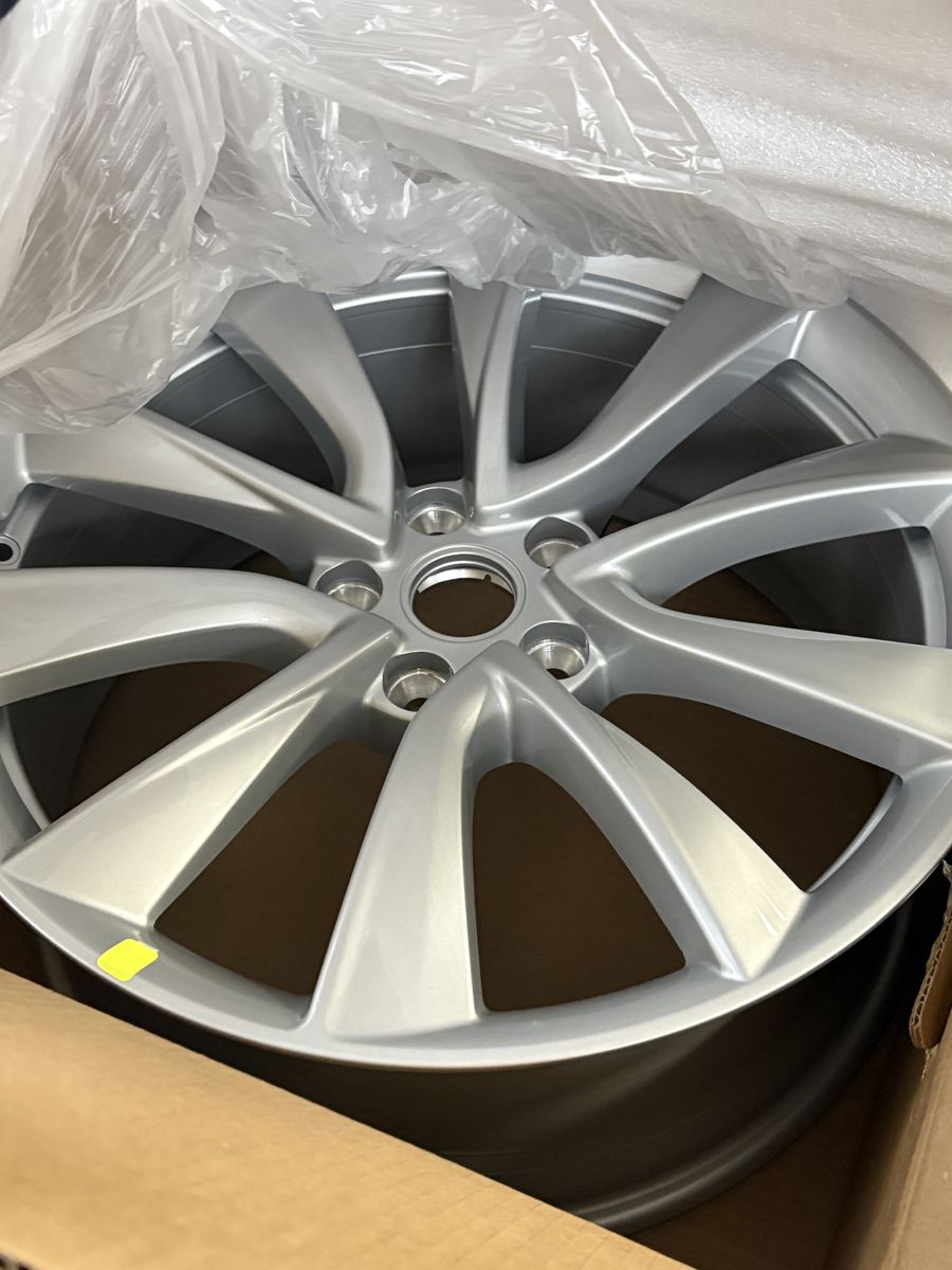 Brand New In Box OEM Tesla Model 3 Wheels – 19” (Set of 2) $600 OBO