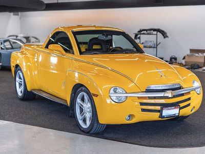 2004 Chevrolet SSR LS