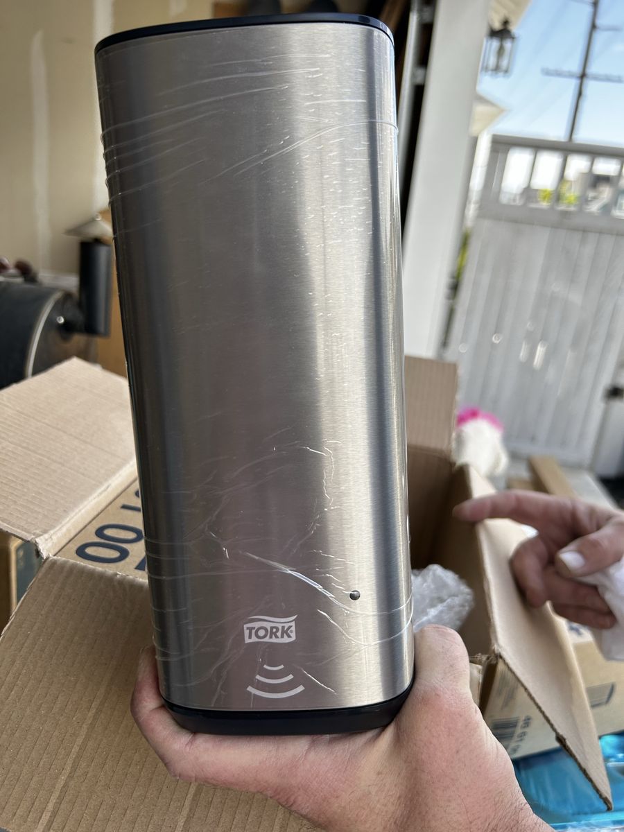Tork Automatic Soap Dispenser