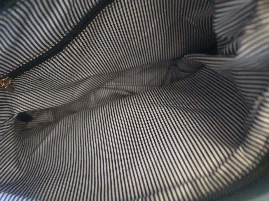 Main image 2