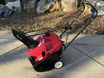 Honda HS520 Snowblower