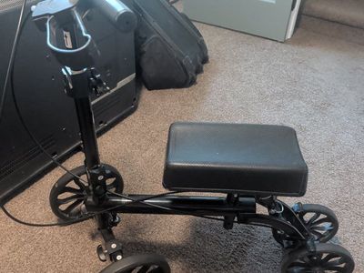 BRODELI All-Terrain Knee Scooter Walker with Shock Absorber - Mobility Aid