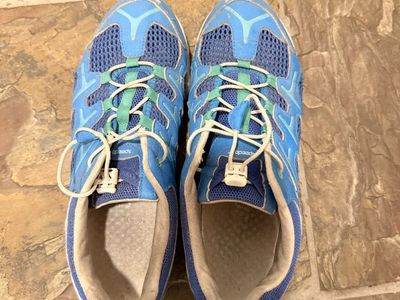 Speedo women’s Blue Water Shoes - Size 10 Water & Aqua Socks