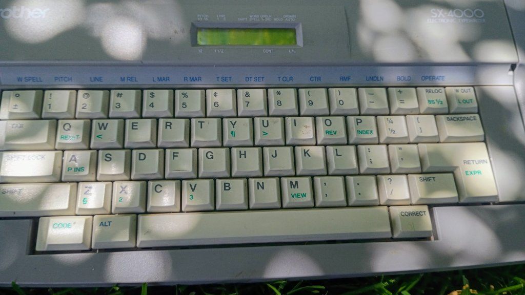 Main image 4