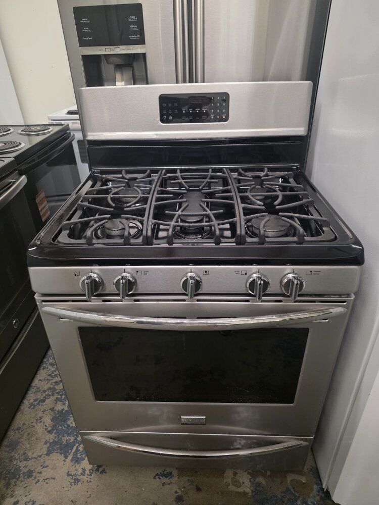 frigidaire gas  stove