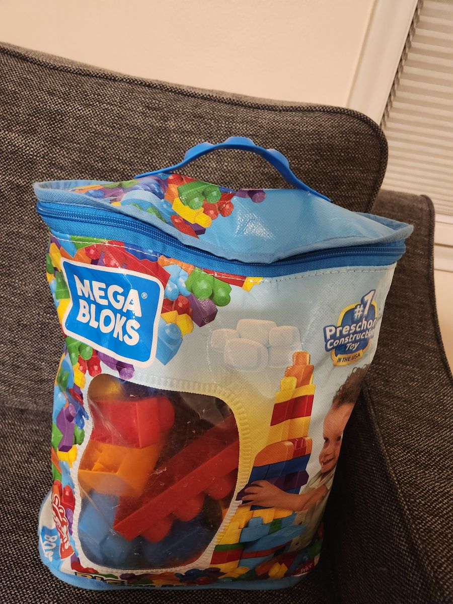 Mega blocks