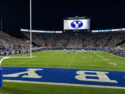 BYU vs Arizona Tickets – ROW 10, FIELD LEVEL! Section 25 – 3 Seats Together