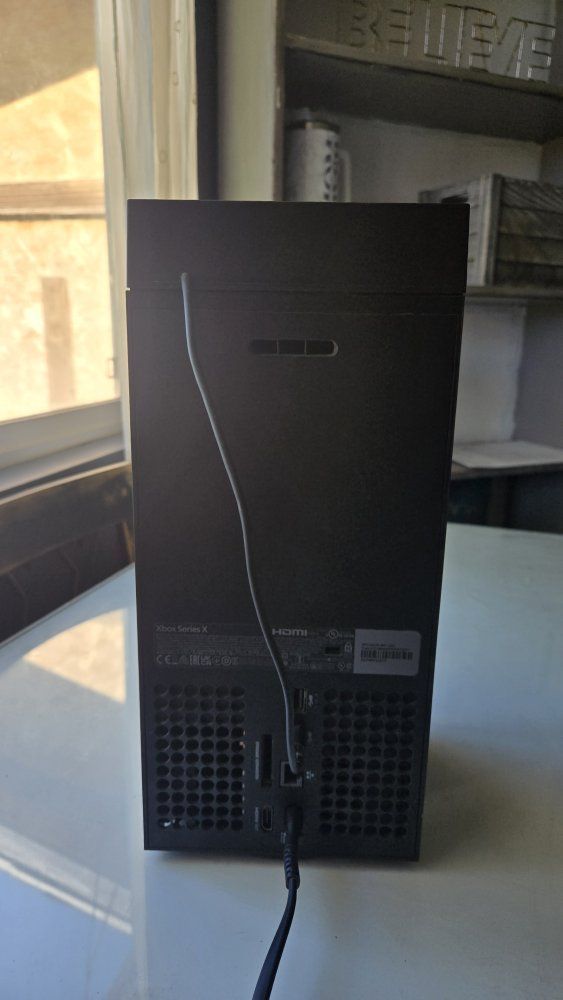 Main image 6