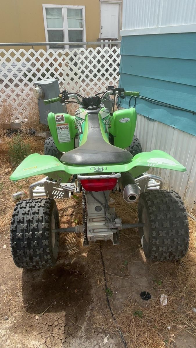 Kawasaki KFX400 Green Sport ATV Four-Wheeler Quad