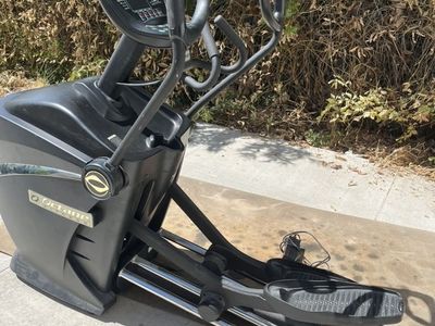 Octane Elliptical Q45e