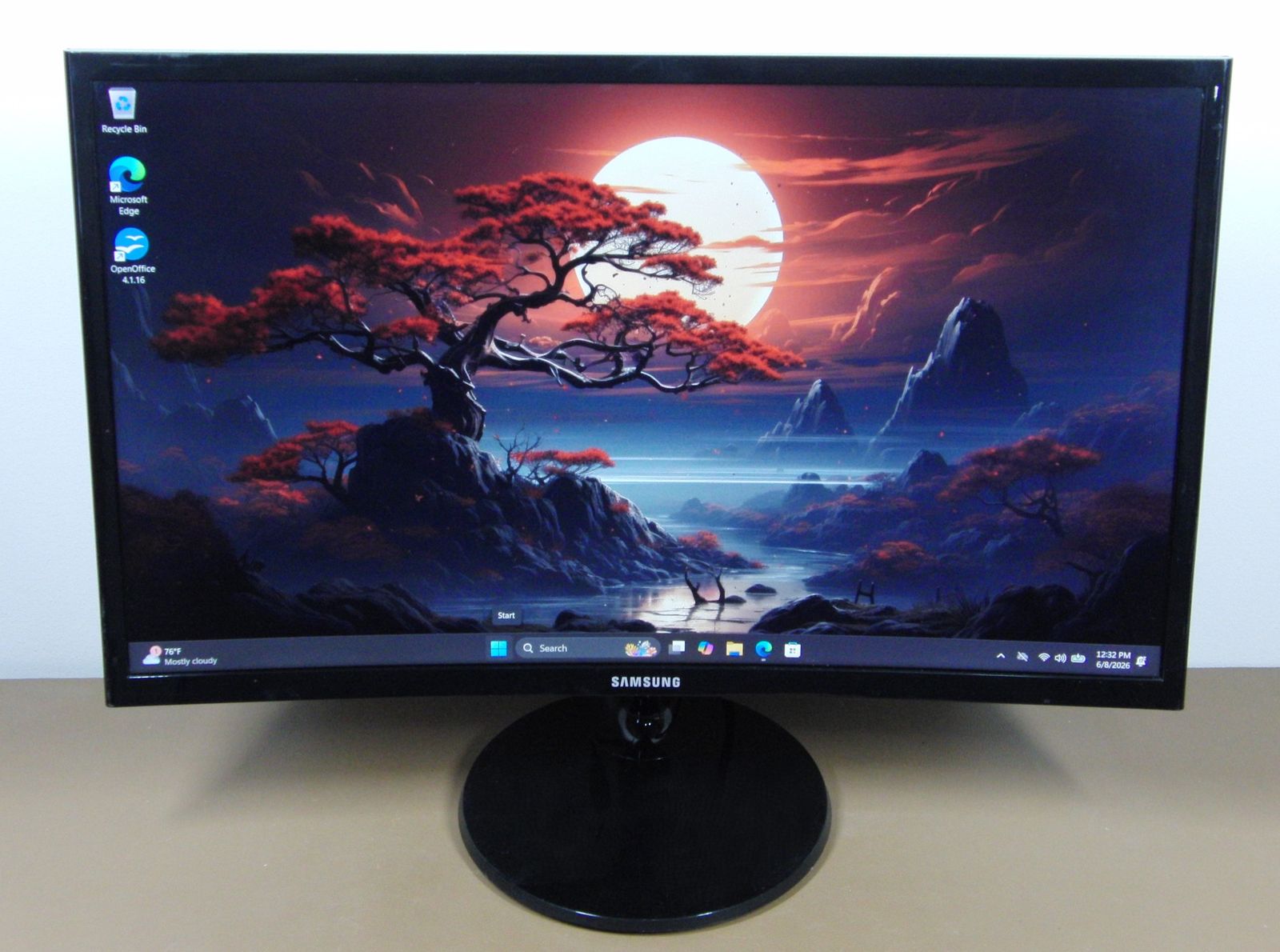 Samsung C24F390FHL 24” 1080p Curved Monitor