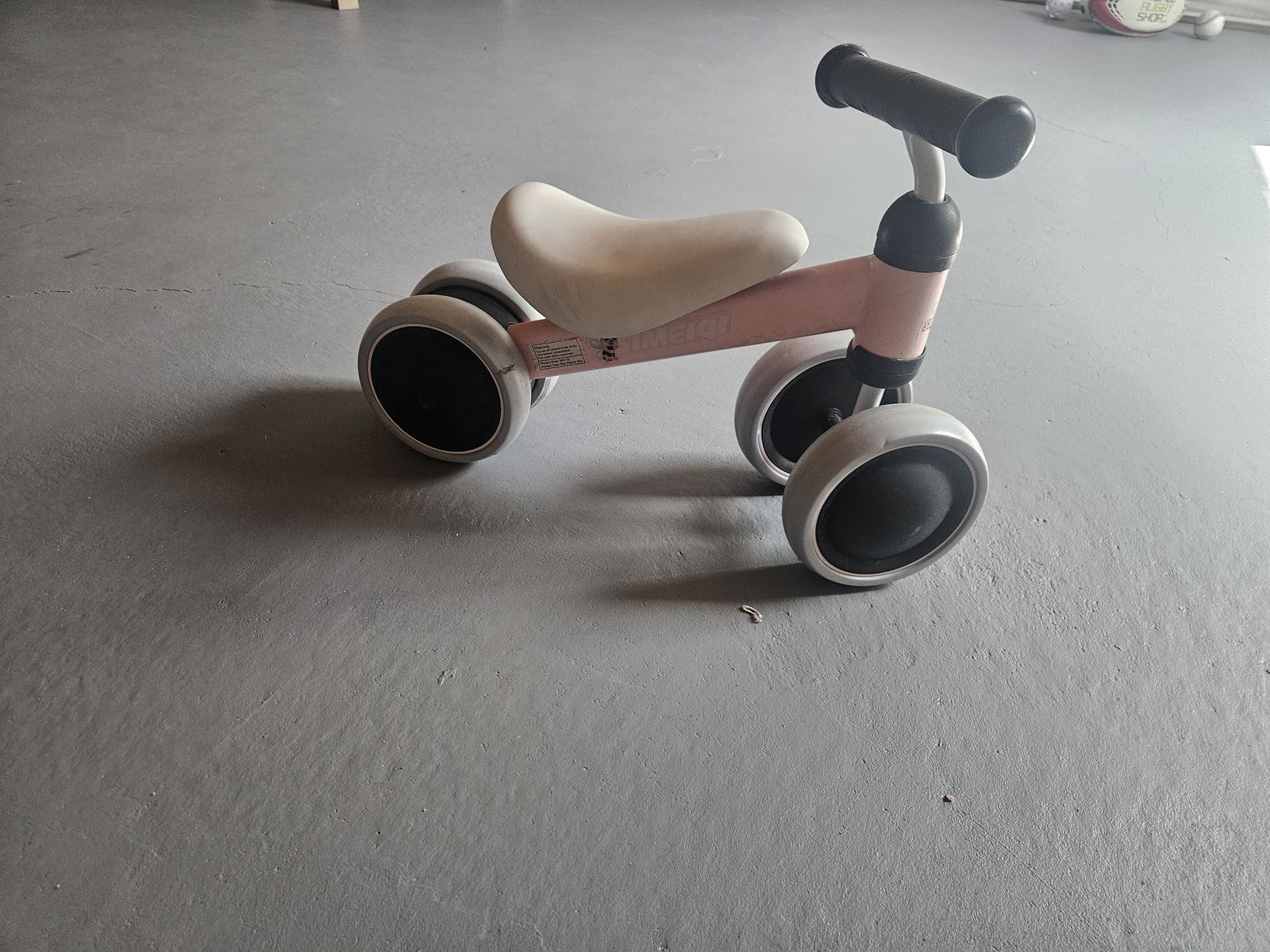 Baby balance bike