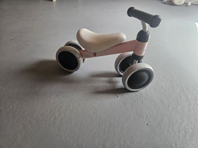 Baby balance bike
