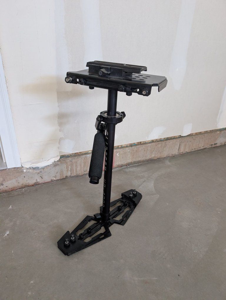 GLIDECAM HD-4000 Camera Stabilizer Steadicam for Smooth Video Shots