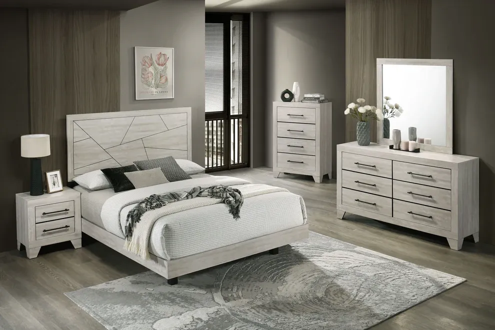 NEW Queen 6 PIECE BEDROOM SET -NEW IN BOX