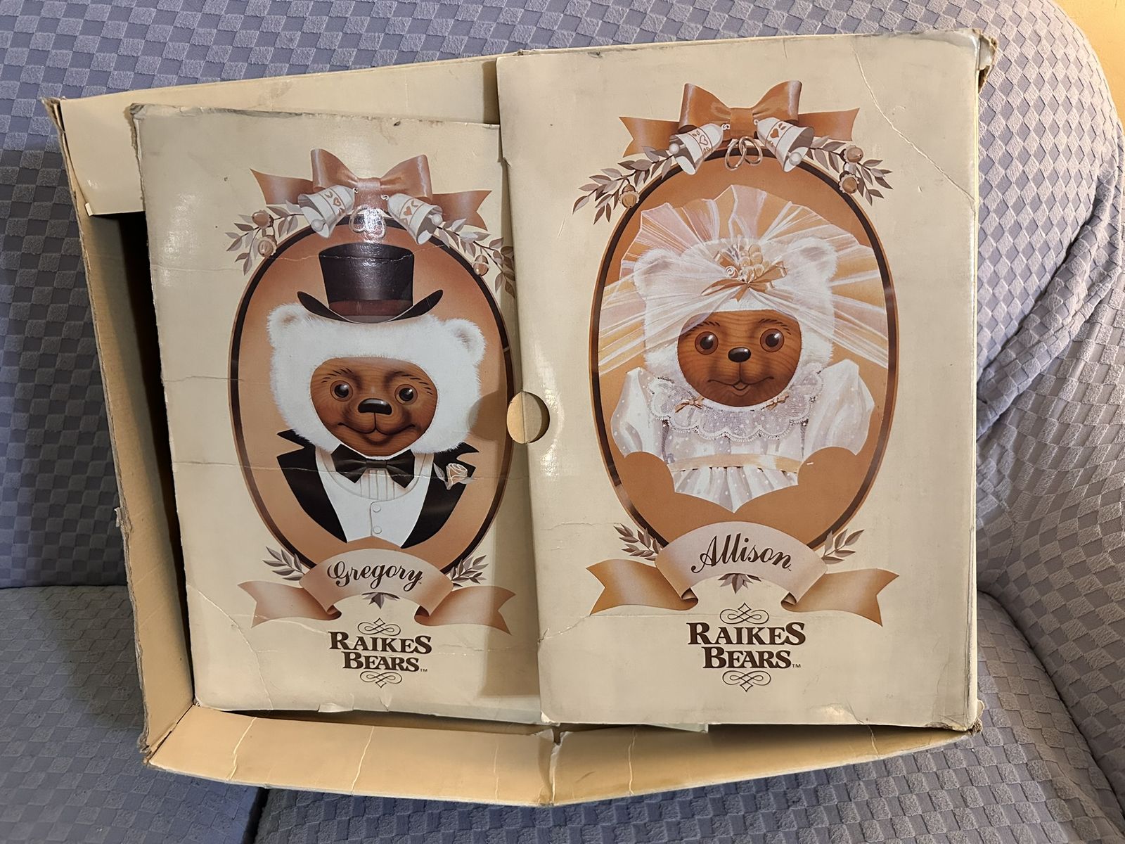 1986 Robert Raikes Originals 15" Bride/Groom Gregory & Allison Bears