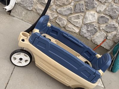 Kids wagon