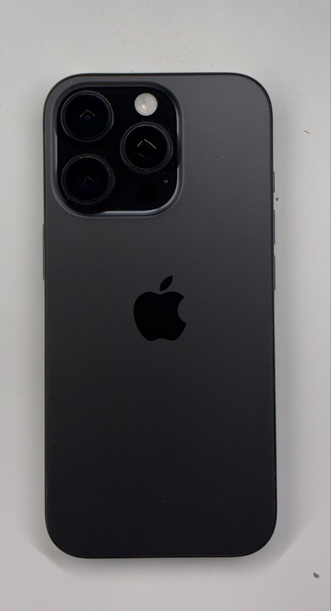 512 Gb iPhone 14 Pro 100% Battery Health 