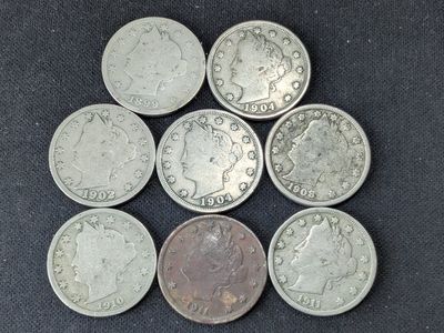 Lot of 8 Vintage Liberty Head V Nickels (1899-1911)