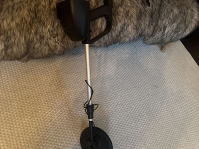 Metal detector
