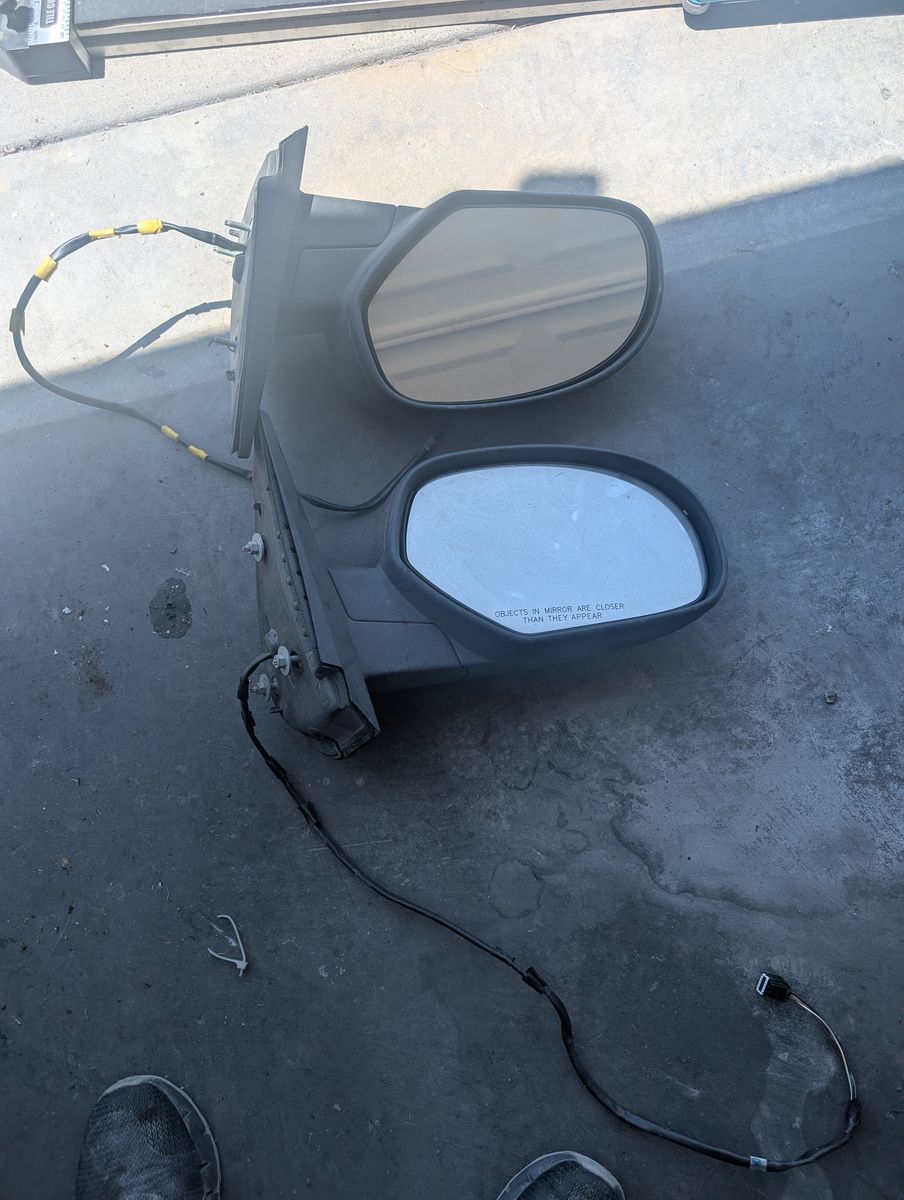 2003 Chevy Silverado mirrors