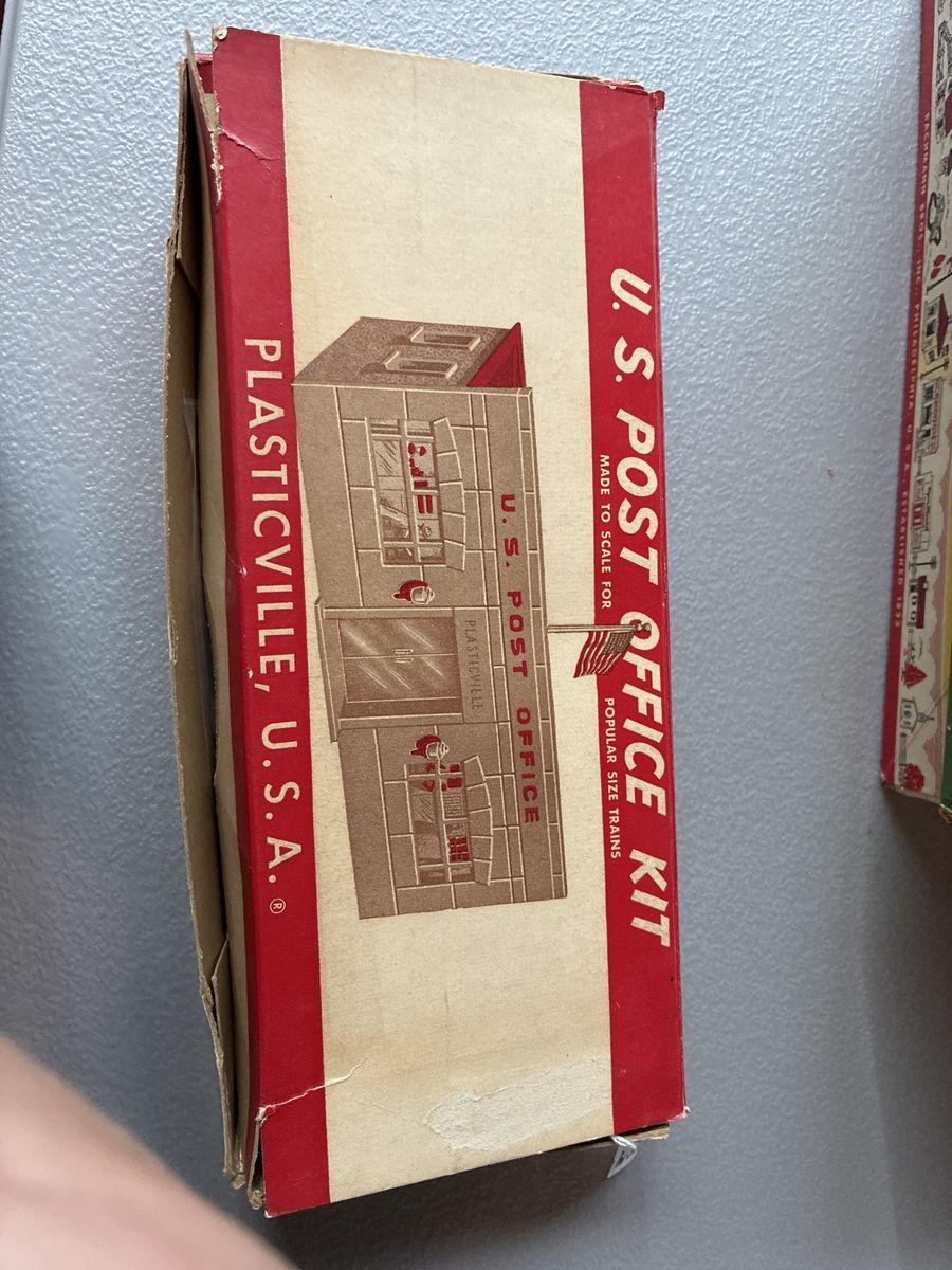 Plasticville U.S. Post Office Kit (1950s) - Unassembled Model for Popular Size Trains