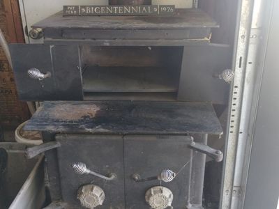 VINTAGE BICENTENNIAL WOOD STOVE