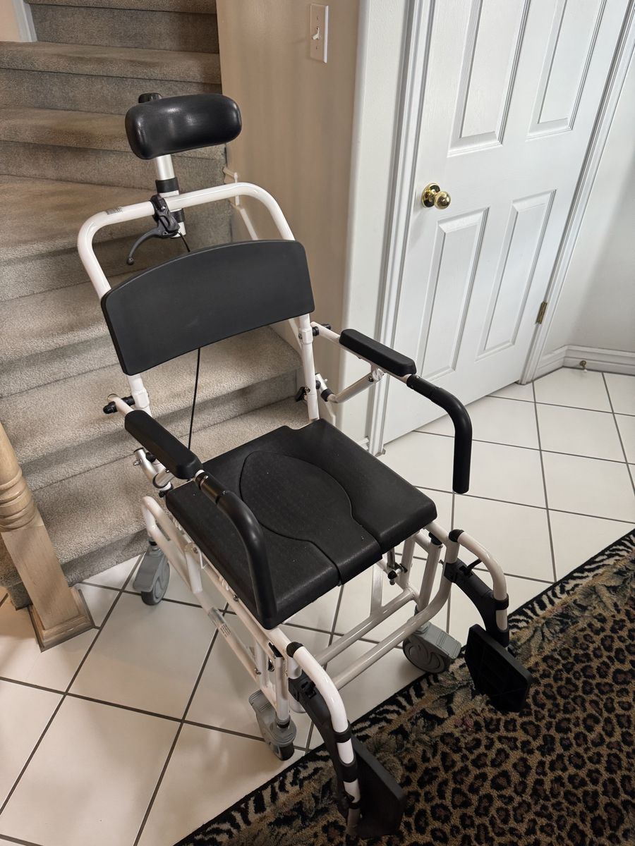 Medical wheelchair