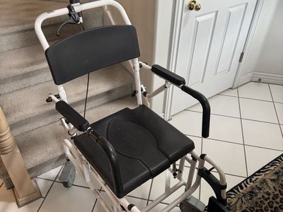 Medical wheelchair
