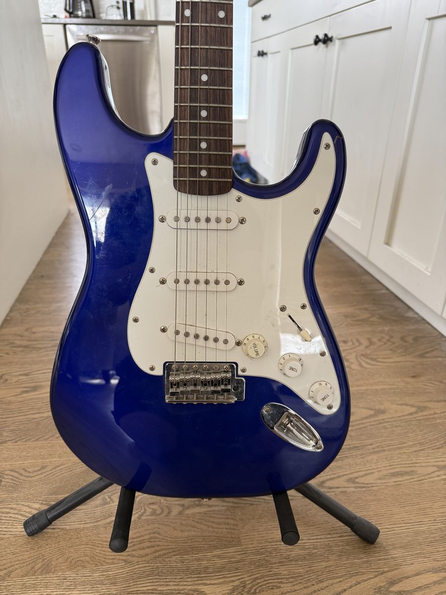 Fender Squier Stratocaster Electric Guitar- Royal blue