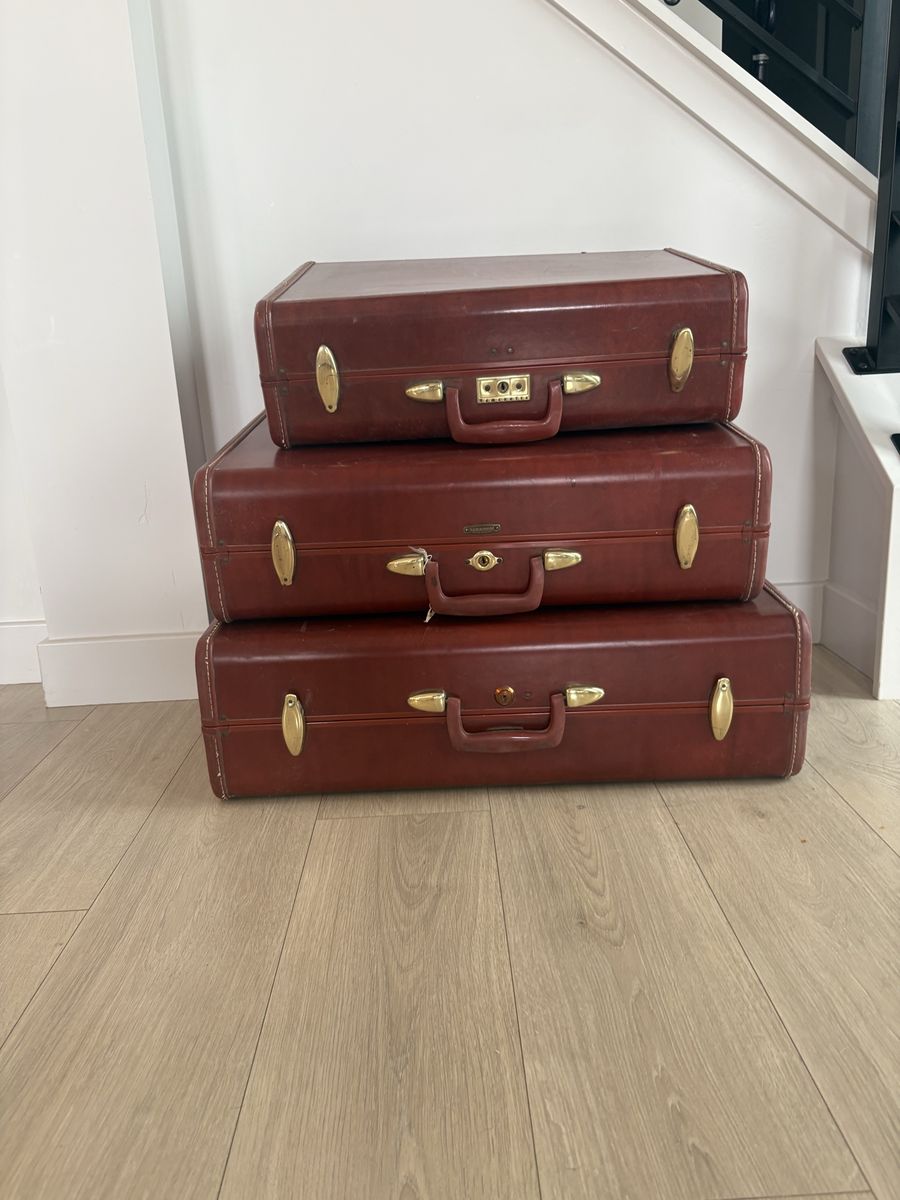 Vintage Luggage Set – 3 Matching Suitcases