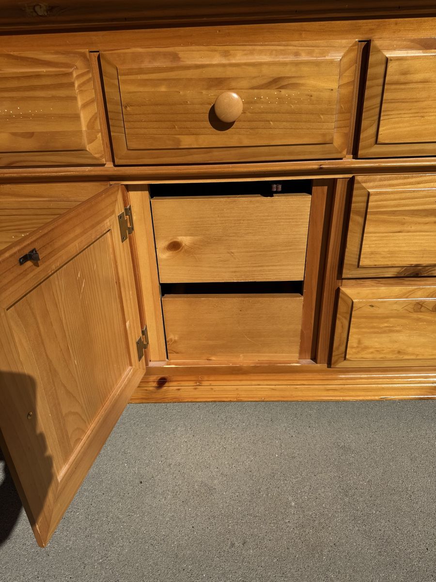 Main image 6