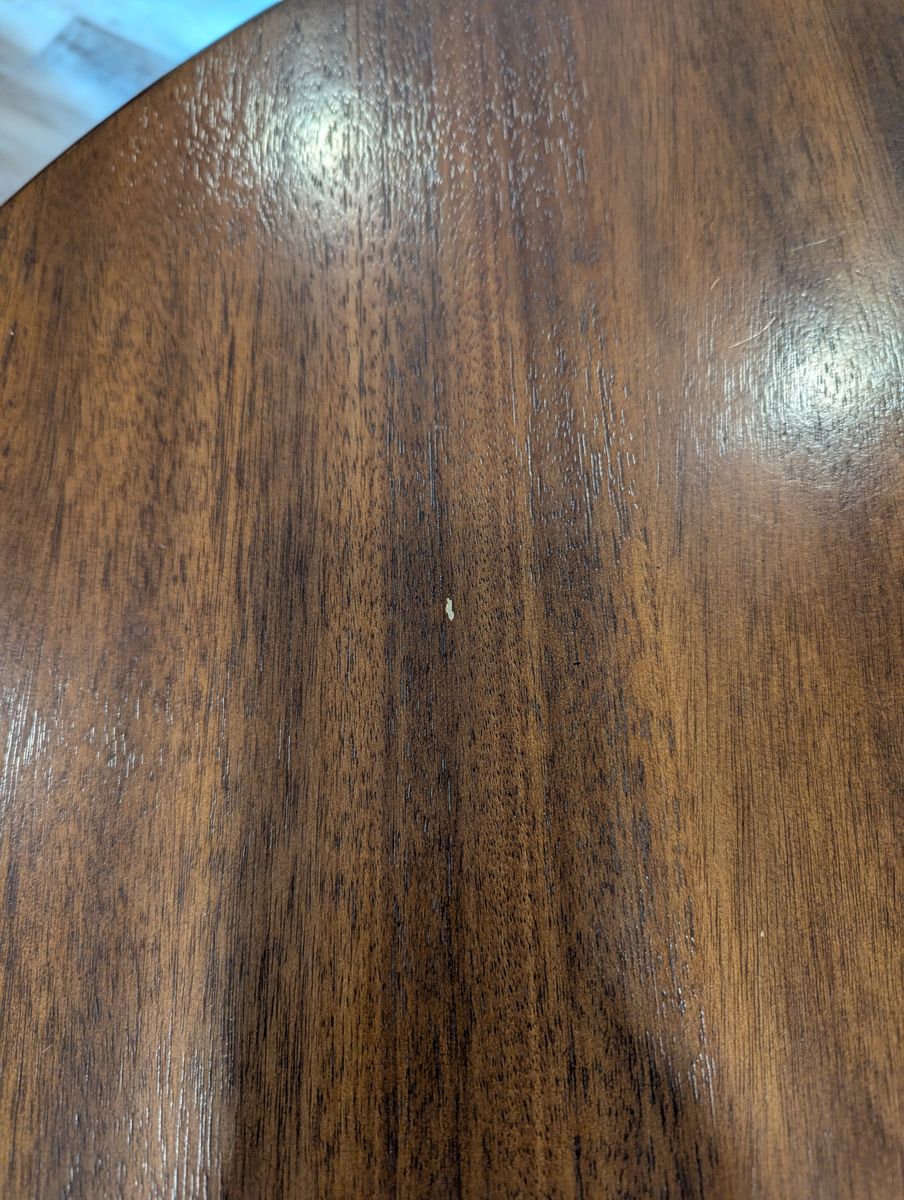 Dining room table - Round 45"