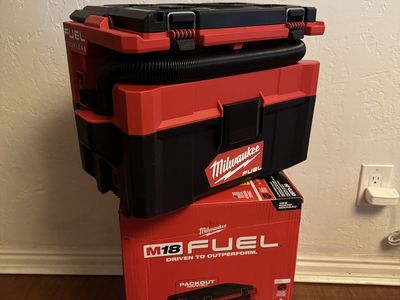 Milwaukee M18 Shop Vac 2.5 Gal 0970-20