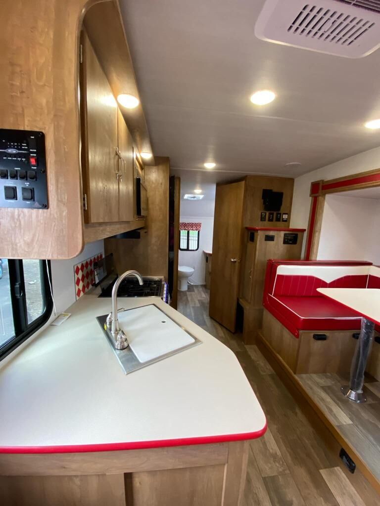 New 2025 Gulf Stream RV Vintage Cruiser Stylish Retro Camper with Modern Amenities (23MBS)