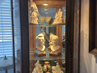 Beautiful Oak Curio