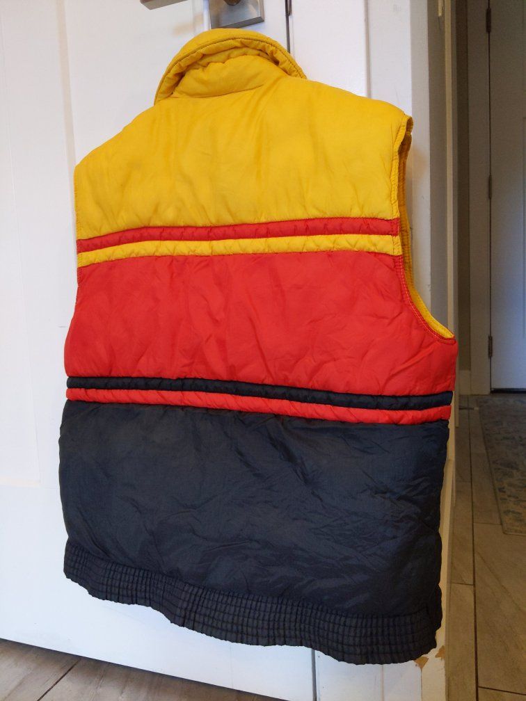 Main image 4