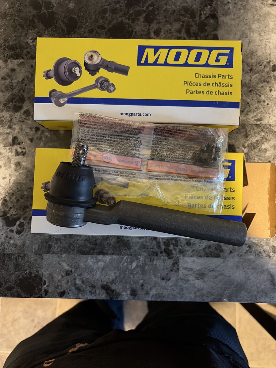 10-11 Honda CRV new inner and outer tie rod ends