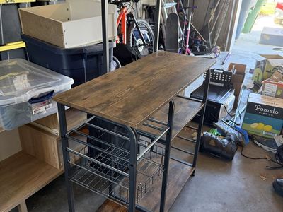 Wine Rack/ Mini Bar/ Kitchen Storage