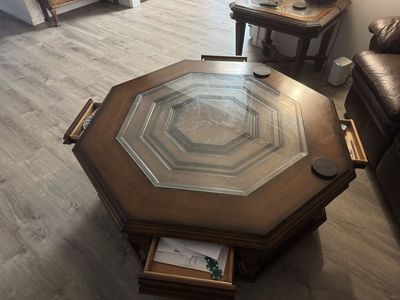 Coffee table and side table
