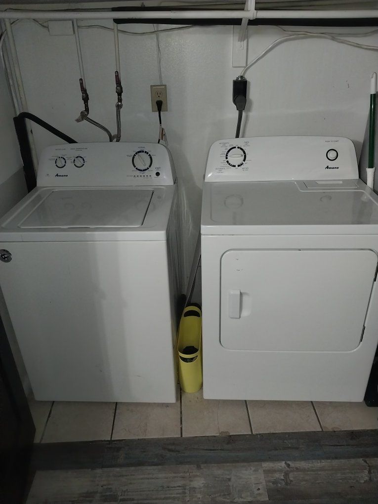 Amana White Top-Load Washer and Dryer Set - Used