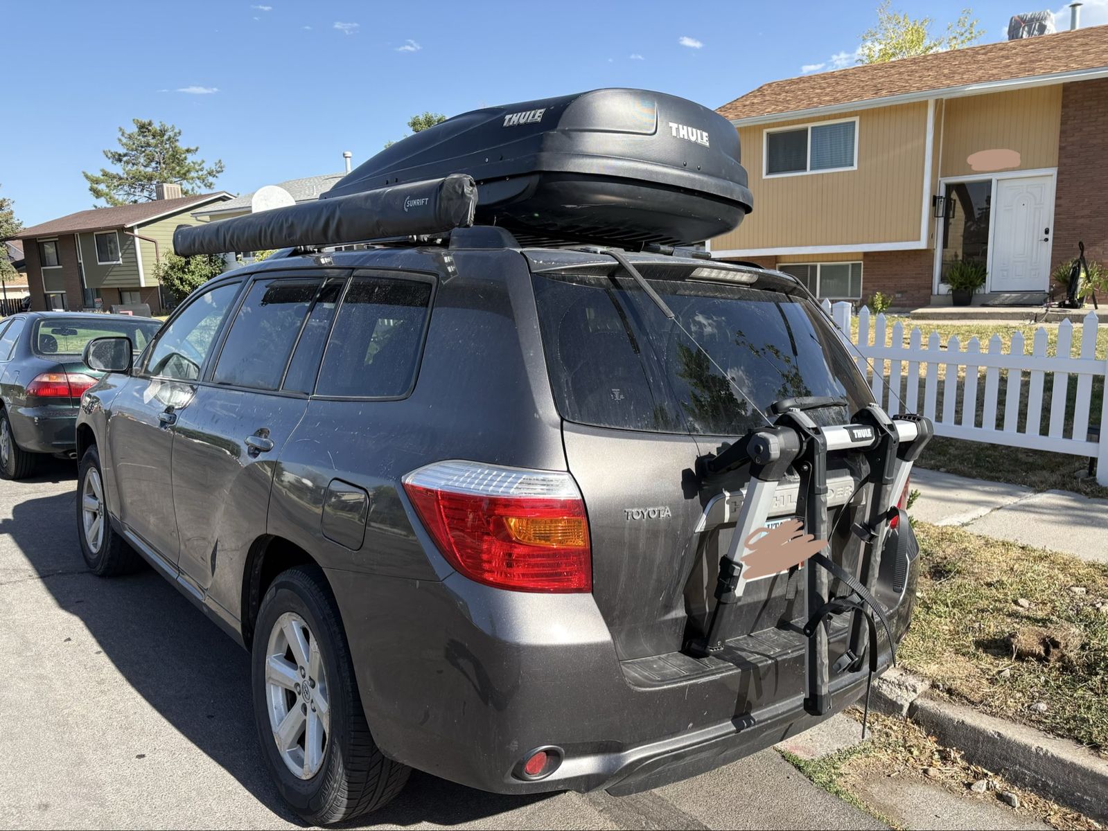 Thule force XL XT cargo box
