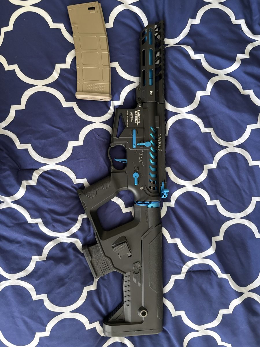 Airsoft rifle! Nine tactical GEN two